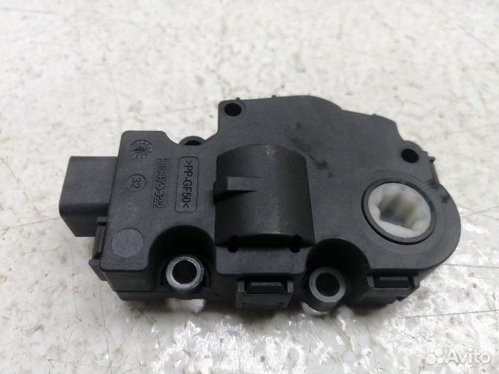 Моторчик привода заслонок отопителя BMW X3