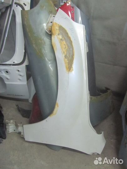 Крыло переднее левое Grand vitara suzuki