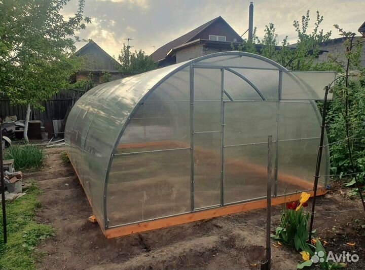 Теплица из поликарбоната