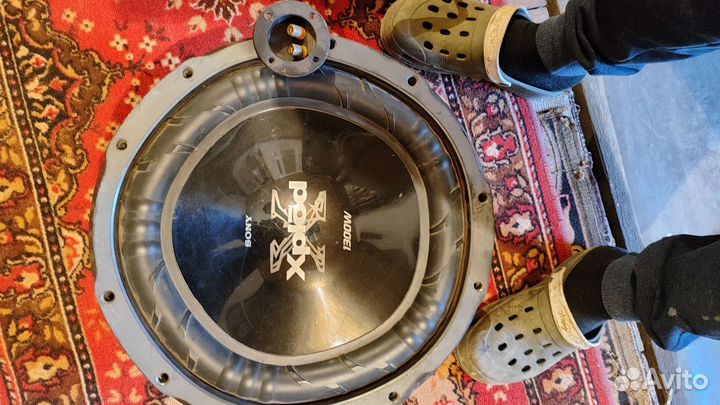 Колонка сабвуфер