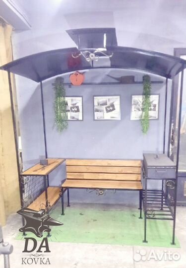 Мангал беседка с лавочкой
