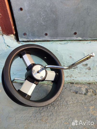 Колесо для трехколесного велосипеда 255х55