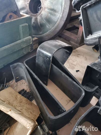 Буфер задний 260-2804011