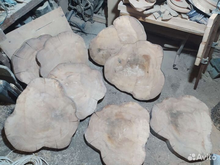 Спилы дерева