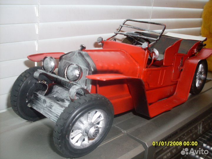 Древний жестяной автомобиль И другие СССР