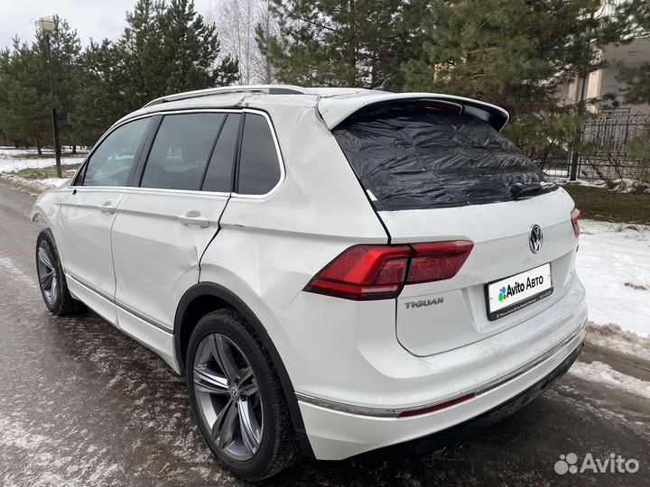 Volkswagen Tiguan 2.0 AMT, 2019, битый, 76 500 км
