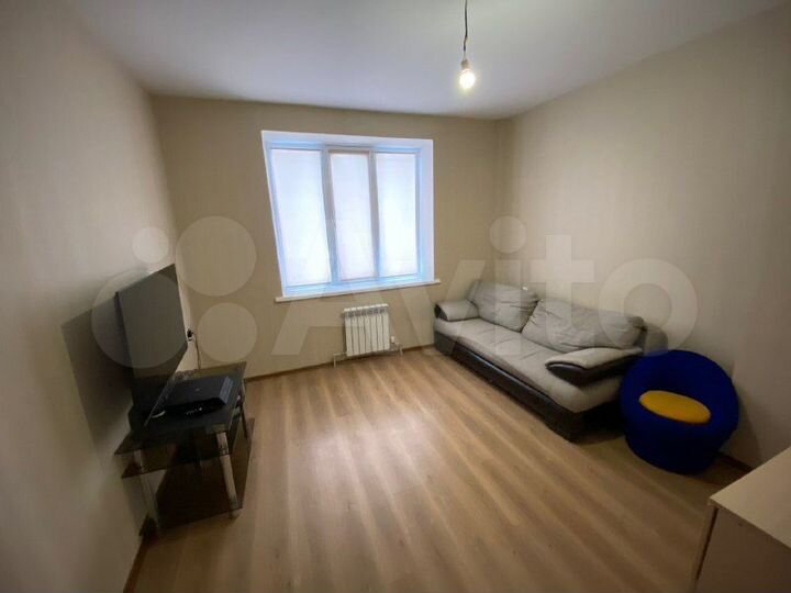 1-к. квартира, 38 м², 1/9 эт.