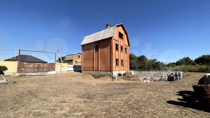 Дом 200 м² на участке 14,5 сот.