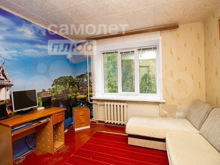 Комната 12,9 м² в 9-к., 2/5 эт.