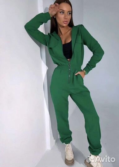 Комбинезон женский