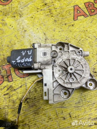 Мотор стеклоподъемника передний левый Ford Focus 2