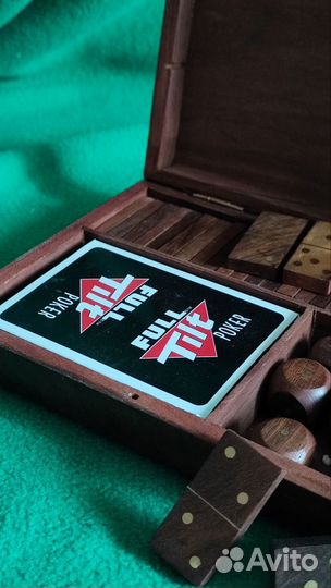 Шкатулка с домино, картами и кубиками(5шт)