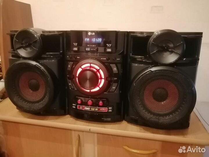LG CM4320 2USB, AUX, MP3, радио