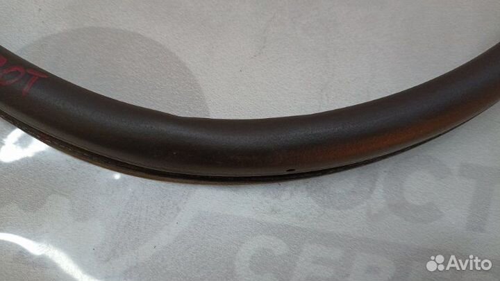 Уплотнитель капота Audi A6 C6 BDW 2007