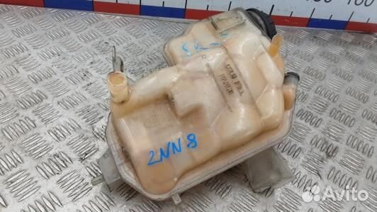 Бачок расширительный land rover discovery 4 (2NN08