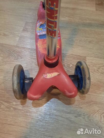 Самокат детский трехколесный