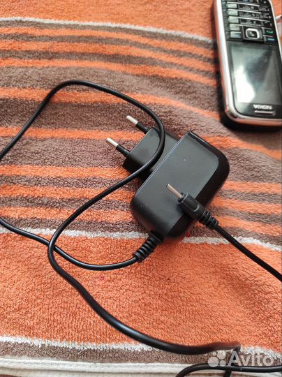 Зарядка Нокиа новая
