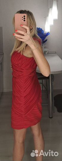 Шикарное красное платье incity
