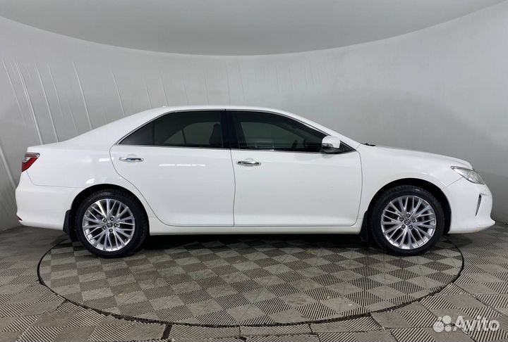 Toyota Camry 2.5 AT, 2016, 140 380 км