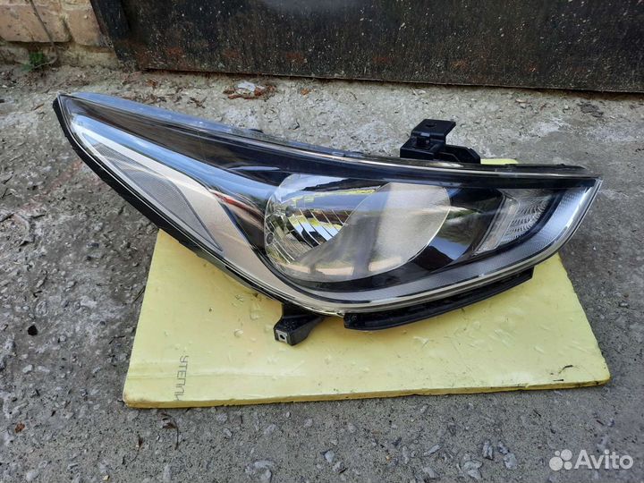 Фара Хендай Солярис 2 оригинал