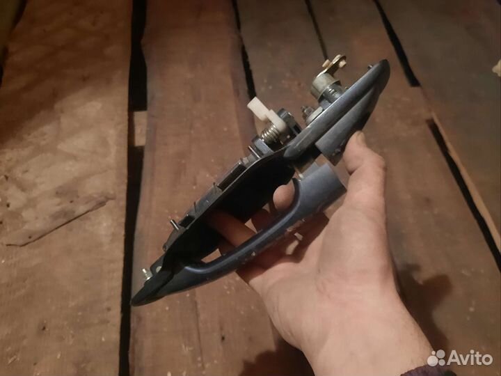 Ручка двери передняя левая ssang yong kyron