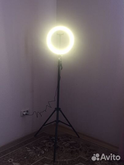 Кольцевая лампа для селфи 26см/33см