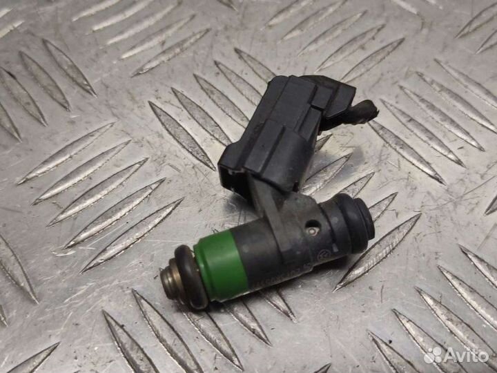 Форсунка Volkswagen Polo 4 хэтчбек 1.2 2002