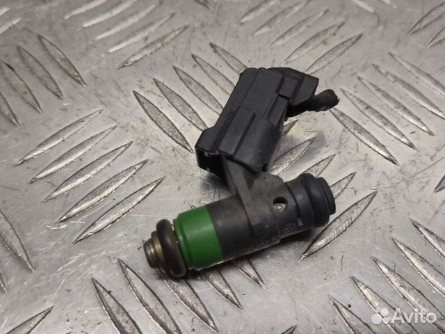 Форсунка Volkswagen Polo 4 хэтчбек 1.2 2002