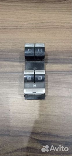 Блок кнопок стеклоподъемников Лифан солано