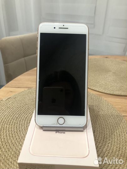iPhone 8 Plus, 64 ГБ