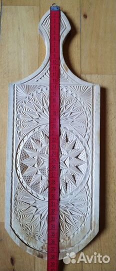Доска декоративная резная