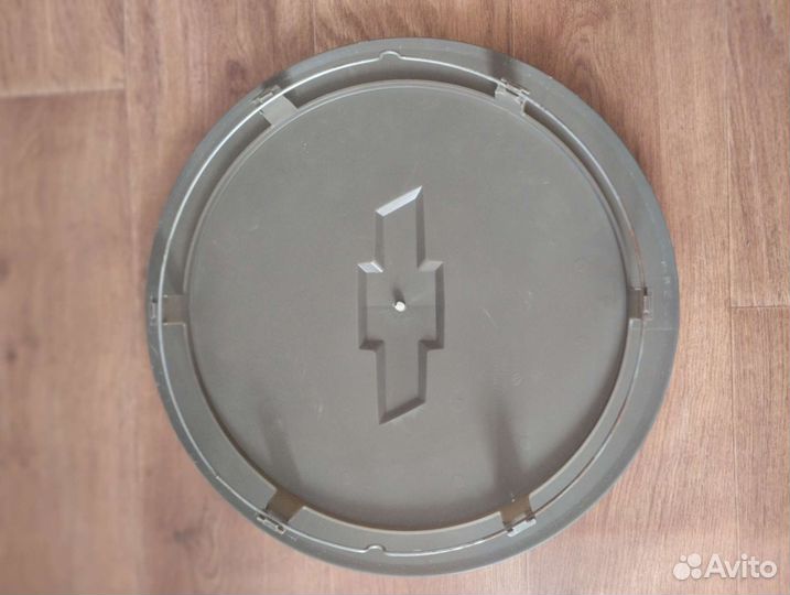 Колпак Шевроле нива