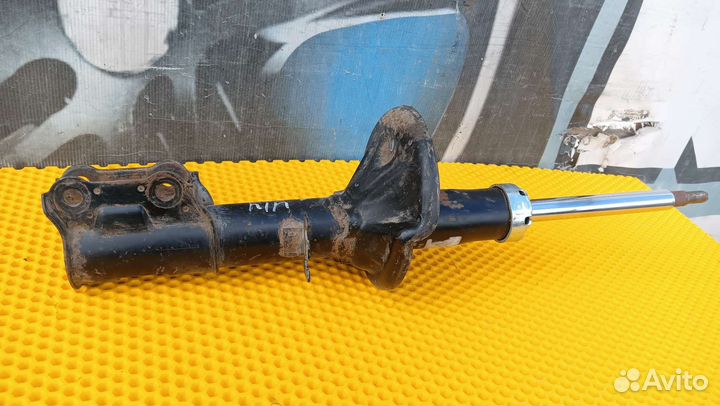 Передняя стойка правая Hyundai Getz