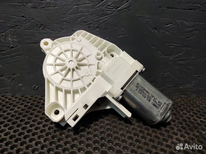 Мотор стеклоподъемника передний правый Audi A6 C7