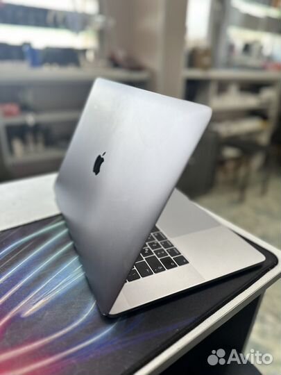 Macbook pro 15 2017