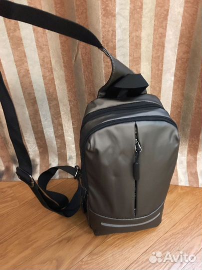 Сумка на одно плечо спортивная