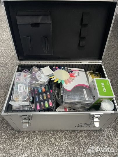 Набор гель лаков баз и гелей для маникюра