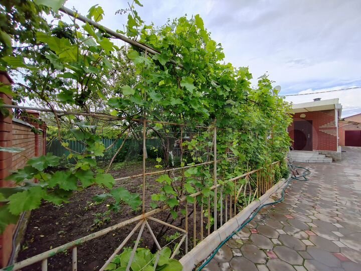 Дом 272,3 м² на участке 10 сот.