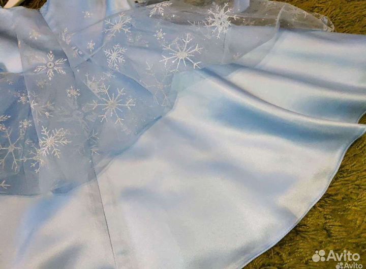 Поатье Снежинка,подъюбник,бусы