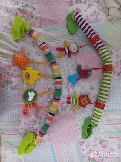 Дуга с игрушками 2 штуки