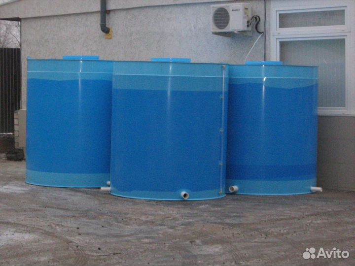 Резервуар для воды пластиковый