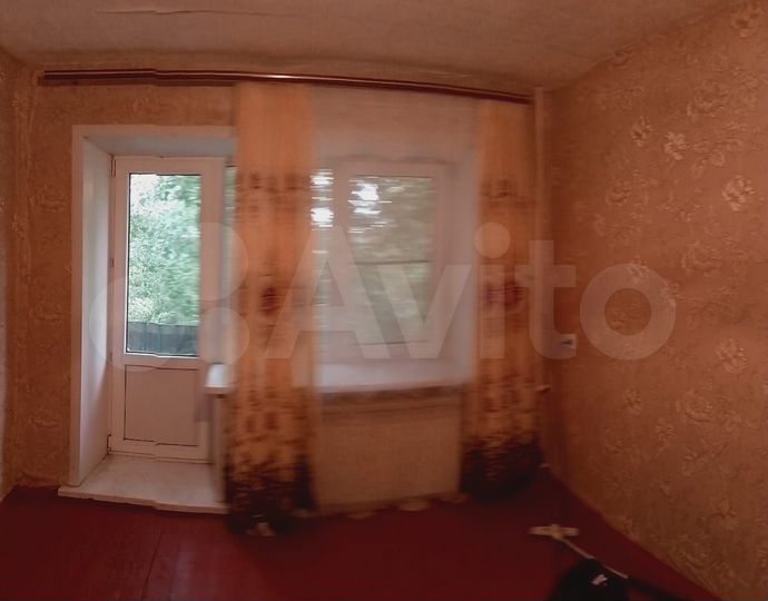 Комната 16,4 м² в 1-к., 4/4 эт.