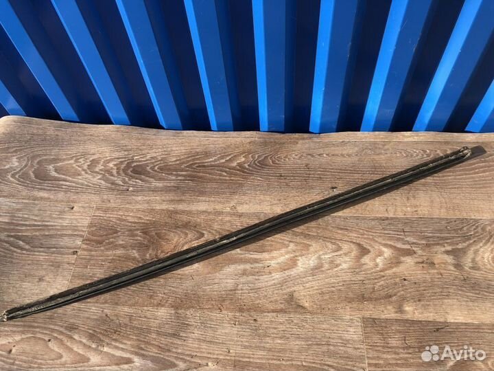 Молдинг лобового стекла Ауди А8 Д3 Audi A8 D3