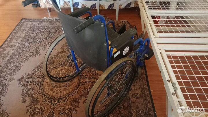 Инвалидная коляска