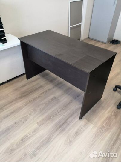 Стол, кресло офисное