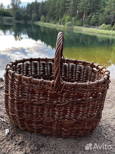 Корзина плетеная