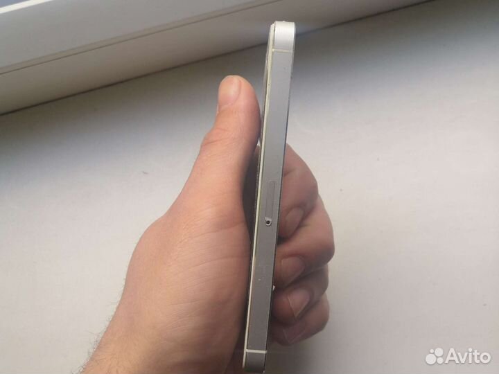 Телефон iPhone 5s на разбор