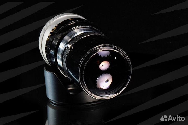 Nikon 200 mm F 4 / 682