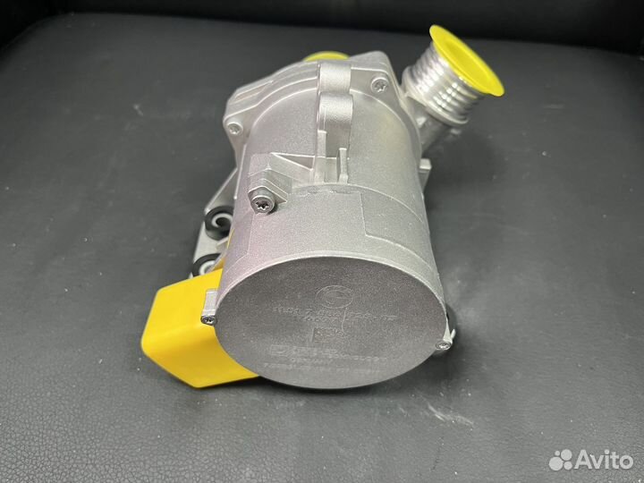 Водяной насос / Помпа охлаждения 11517586925 BMW