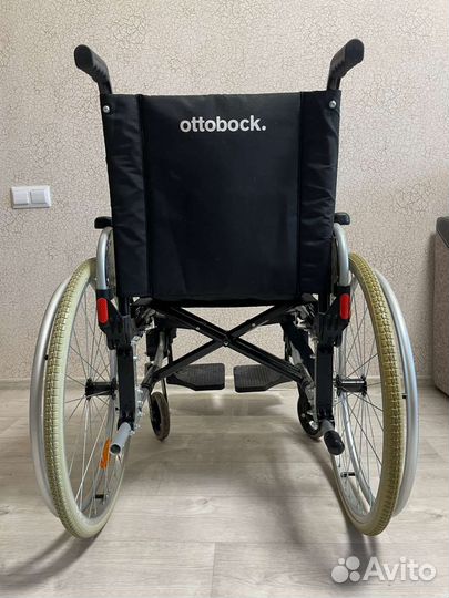 Инвалидная коляска